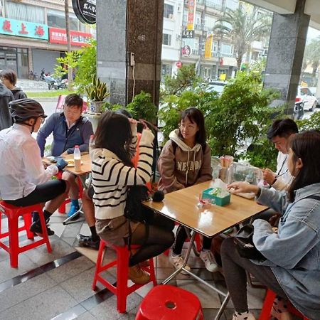 Hualien Traveler'S House Apartamento Exterior foto